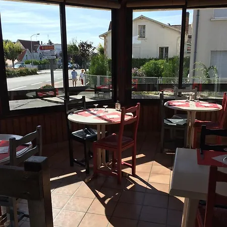 מלון Le Sympatic *