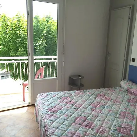 ホテル Le Sympatic *